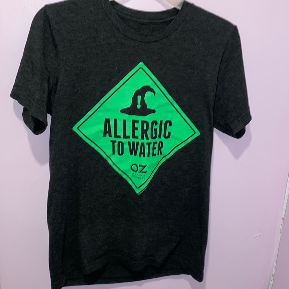 “Allergic to water” t shirt
